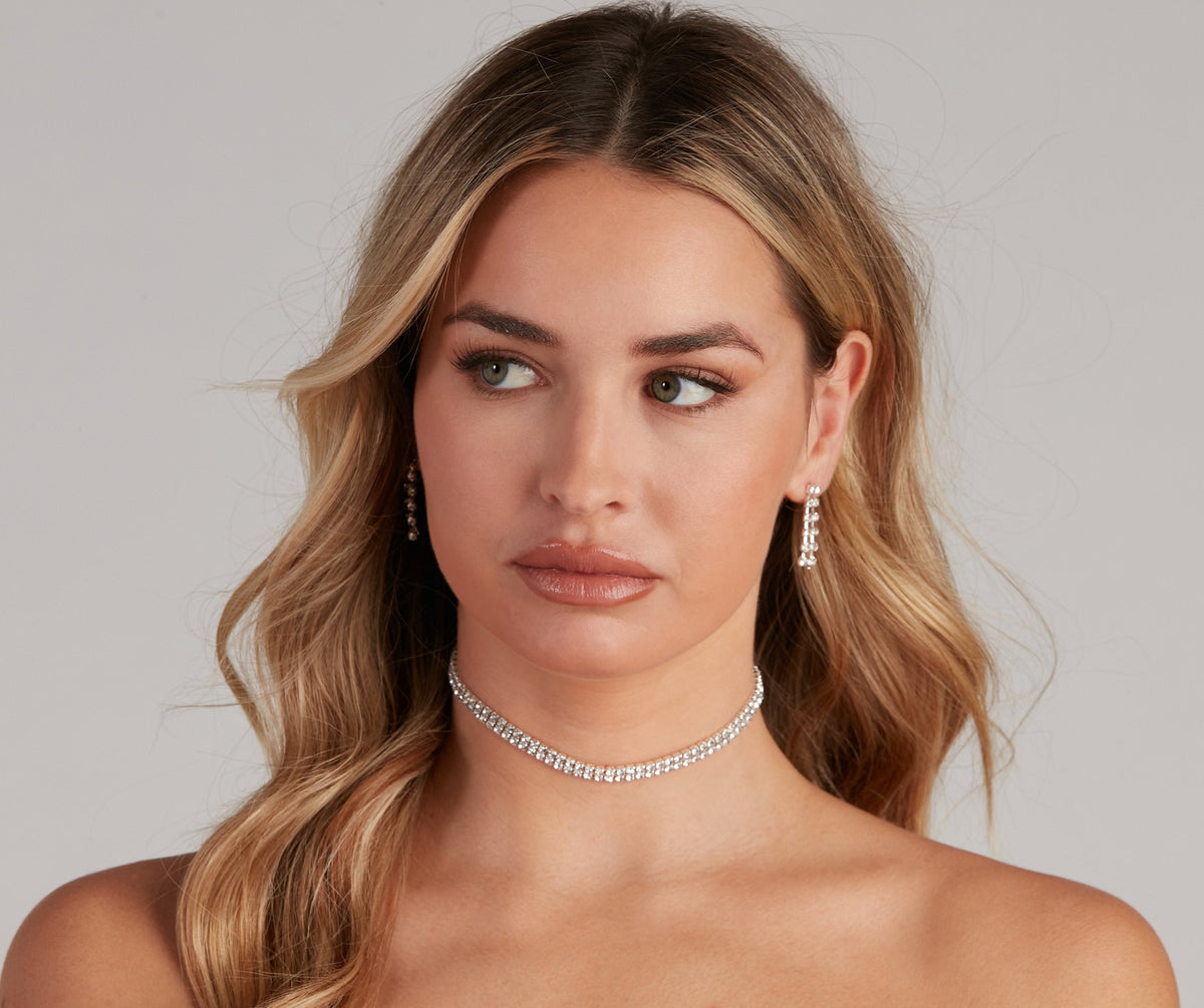 Glamour Hour Rhinestone Choker And Earrings - Lady Occasions