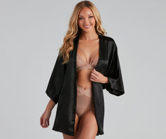 Heart Of Lace Satin Robe - Lady Occasions