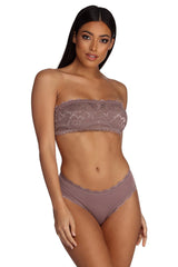 Irresistible Lace Bandeau And Panty - Lady Occasions