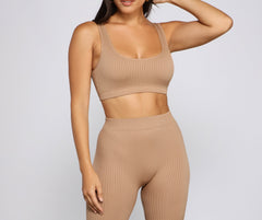 Chic And Seamless Ribbed Bralette - Lady Occasions