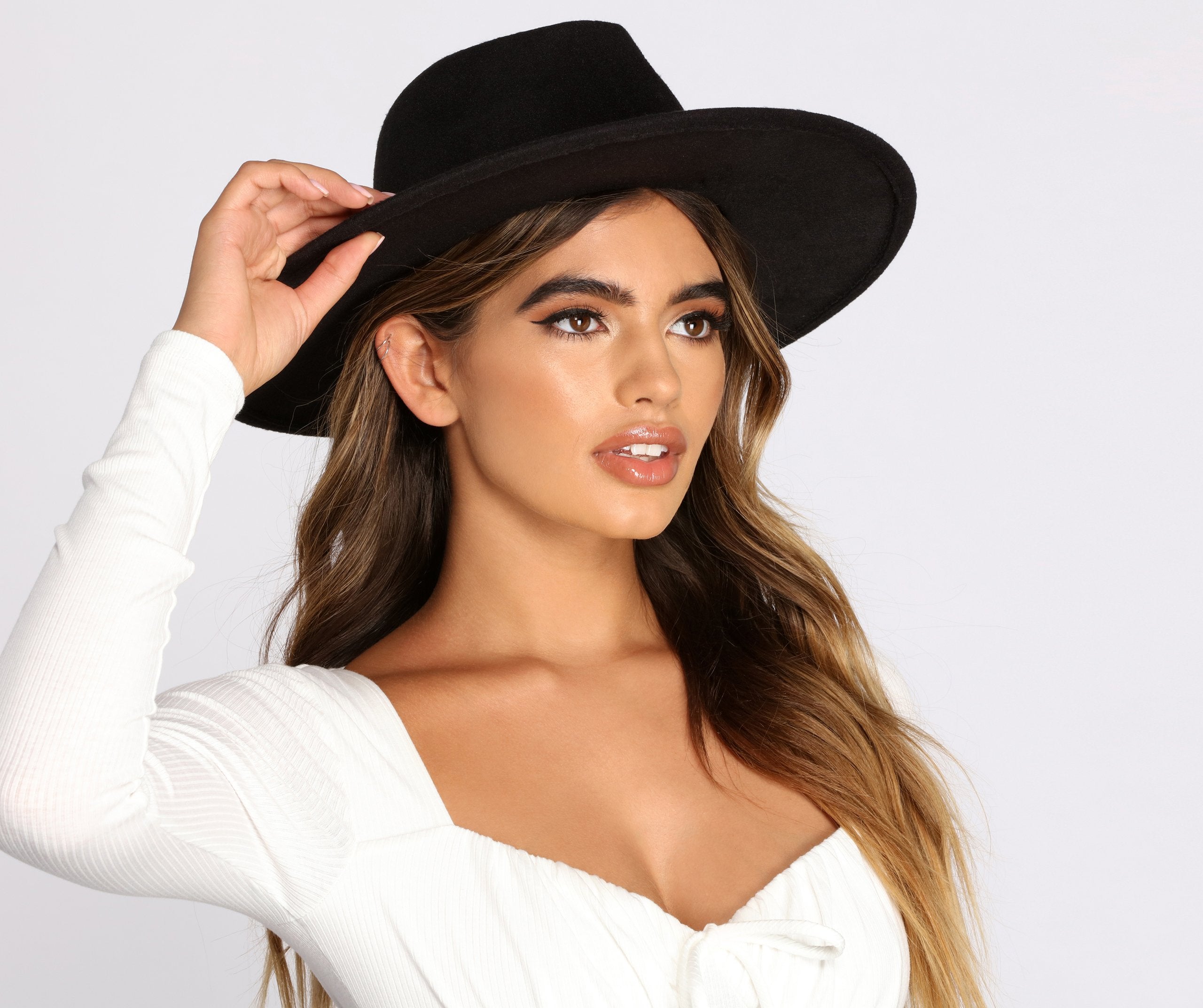 Wide Brim Belted Panama Hat - Lady Occasions