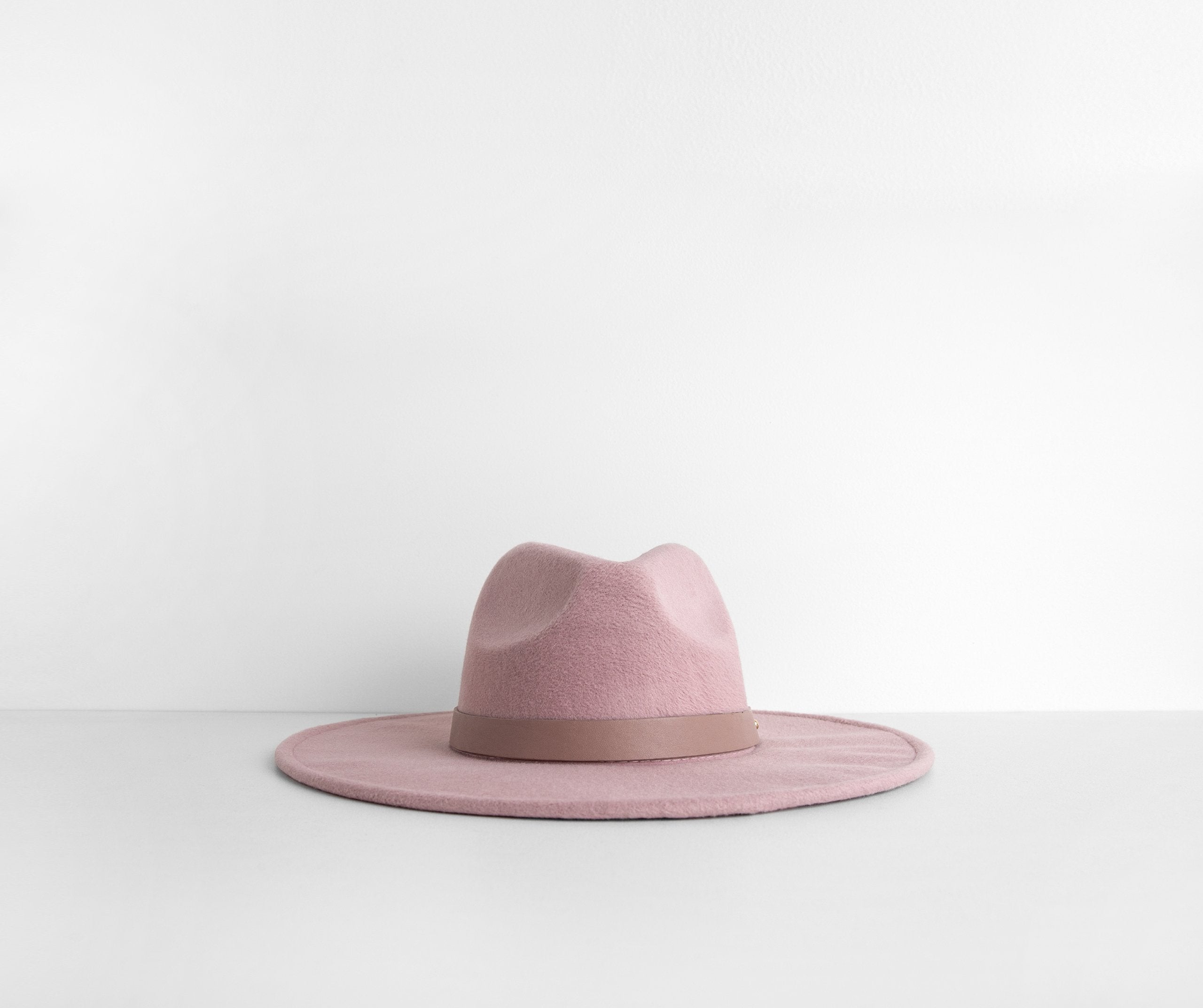 Wide Brim Belted Panama Hat - Lady Occasions