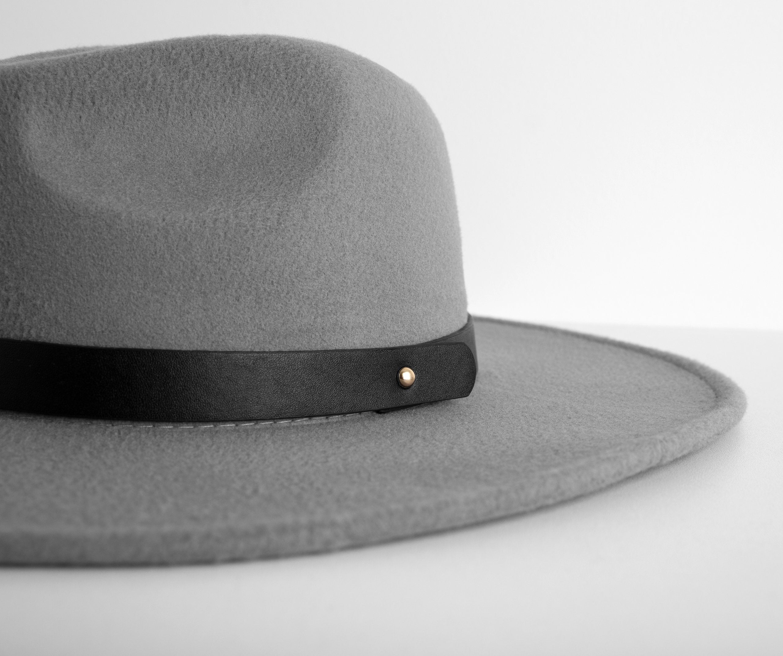 Wide Brim Belted Panama Hat - Lady Occasions