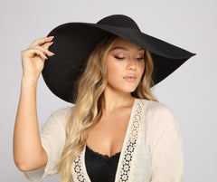 Classic Oversized Floppy Straw Hat - Lady Occasions