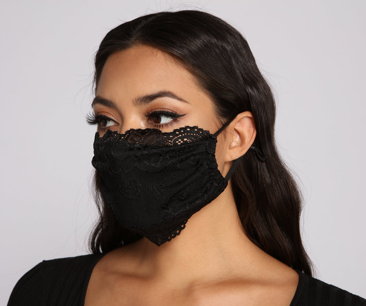 Elegant Lace Face Mask With Earloops - Lady Occasions