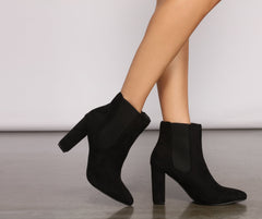 Basic Faux Suede Block Heel Booties - Lady Occasions