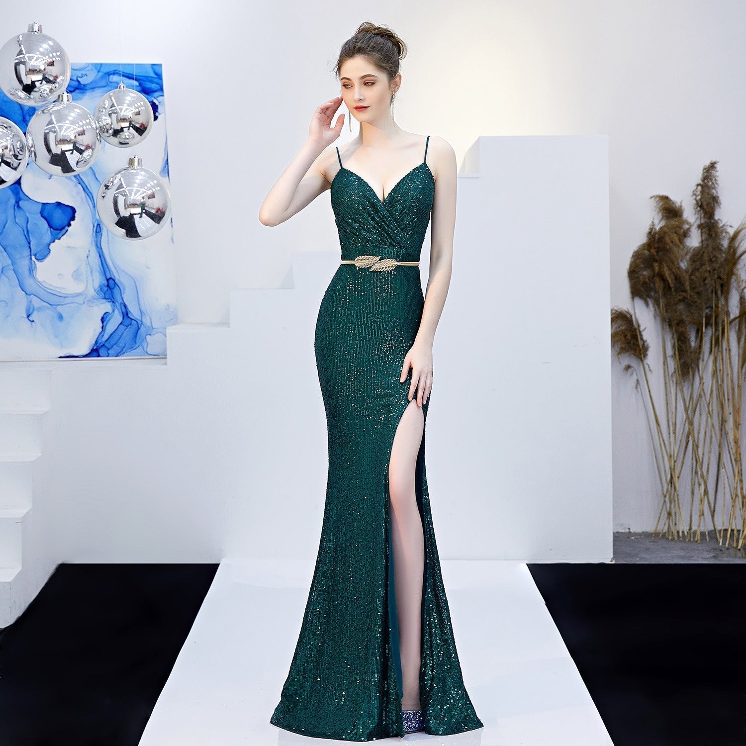 Emma sequined Formal slit dress - Lady Occasions