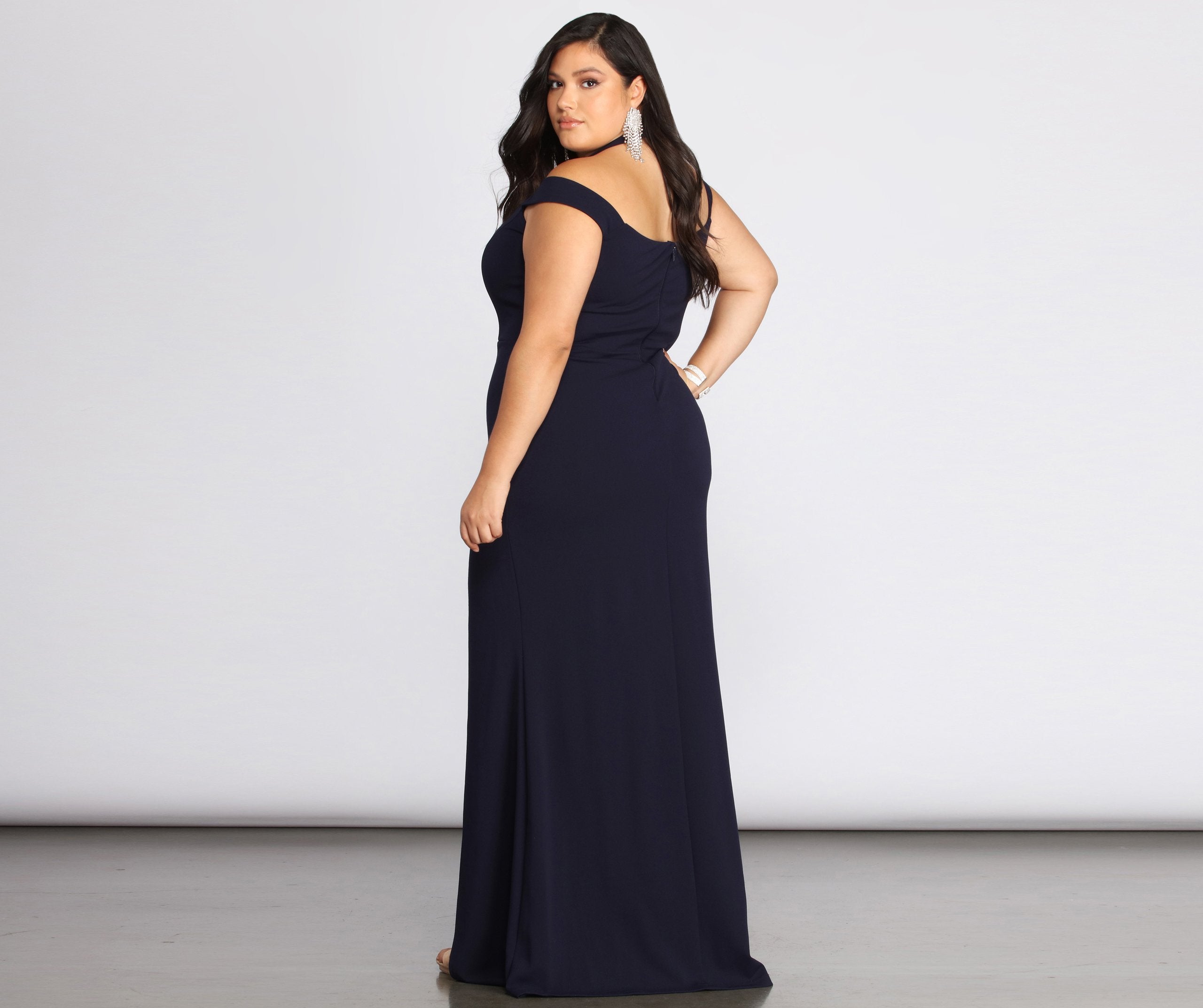 Plus Adelina Formal Halter Crepe Dress - Lady Occasions