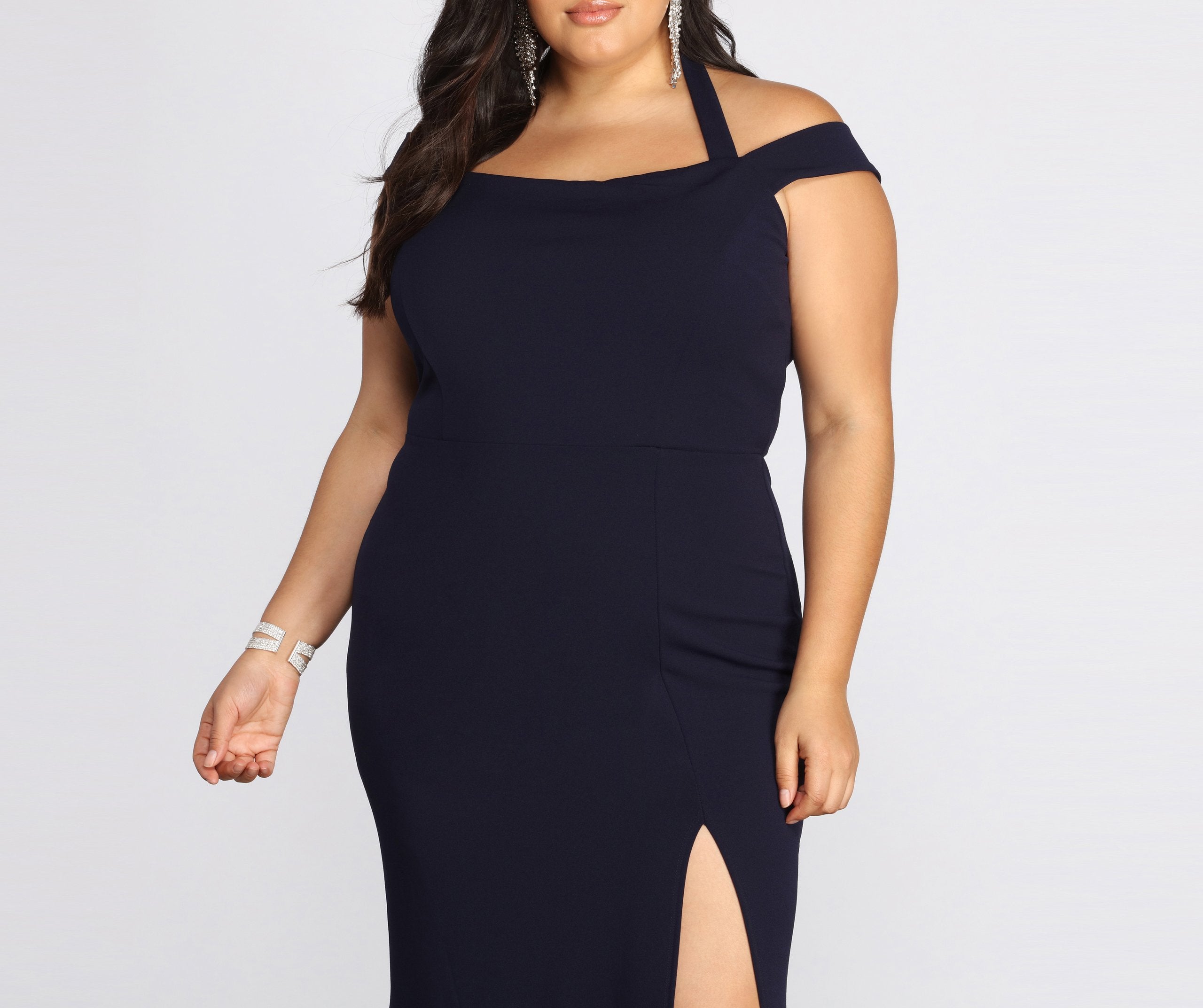 Plus Adelina Formal Halter Crepe Dress - Lady Occasions