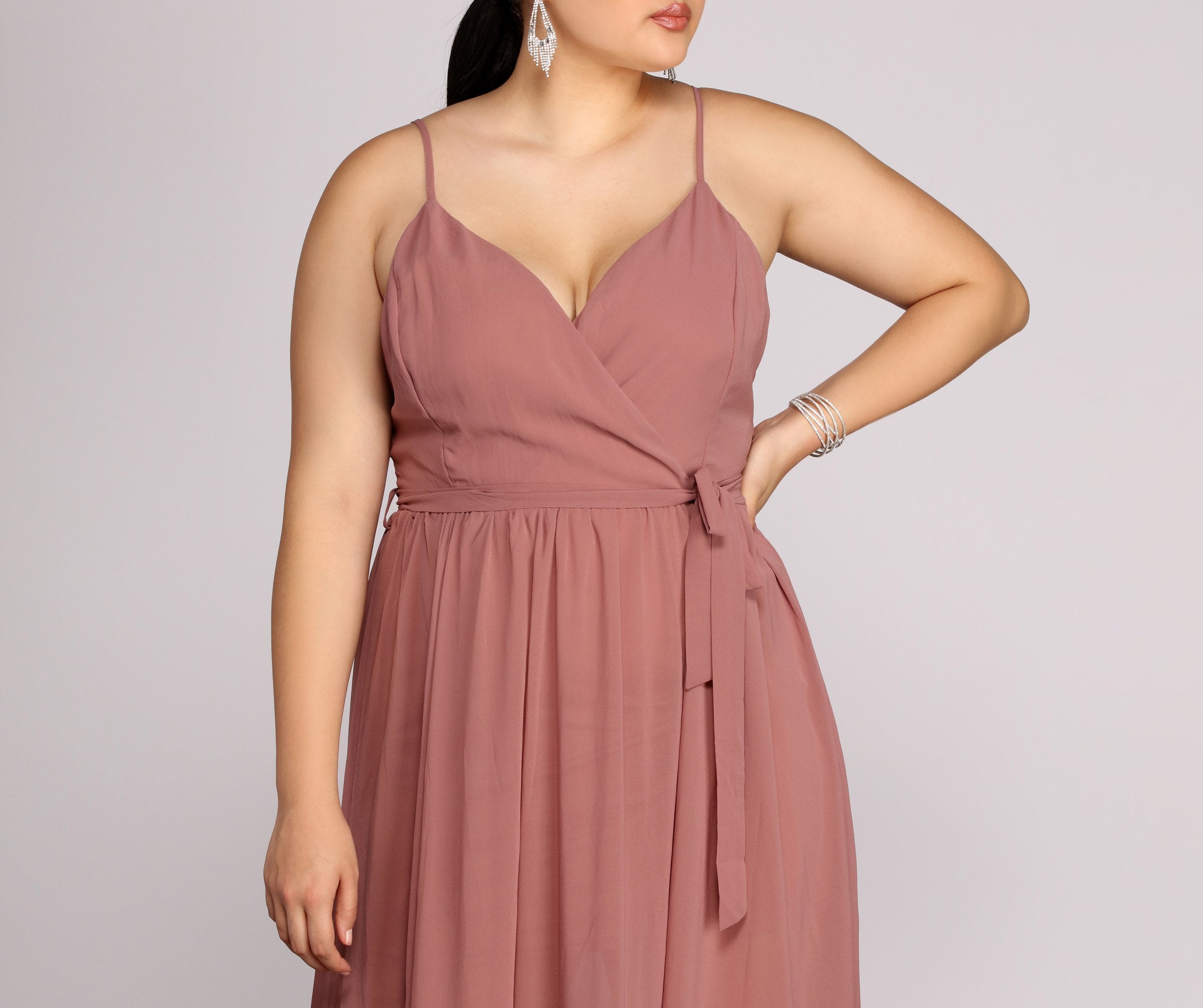 Plus Helena Formal Sleeveless Chiffon Dress - Lady Occasions